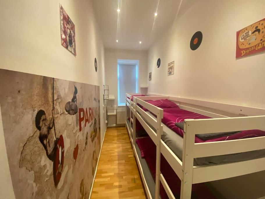 Apartamento Cozy Appartm With + Airport/City Center Connection Viena Exterior foto