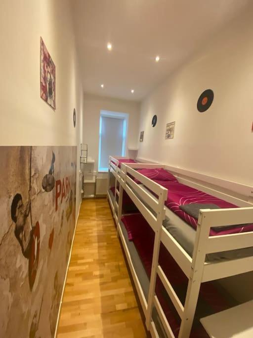 Apartamento Cozy Appartm With + Airport/City Center Connection Viena Exterior foto